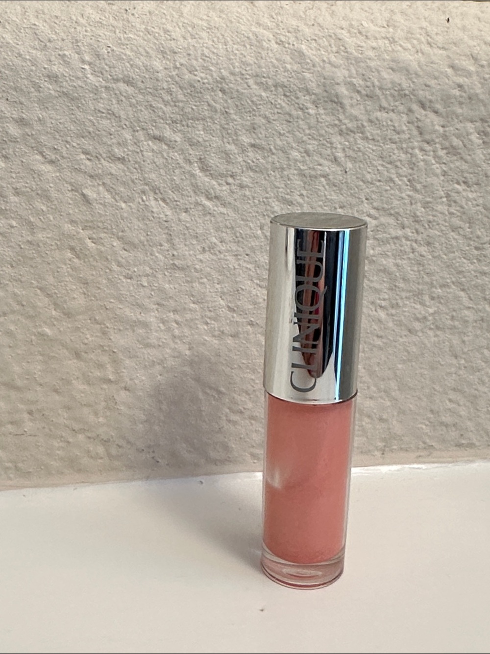 Clinique Sheer Coral Pink Lip Gloss - Moisture Shine